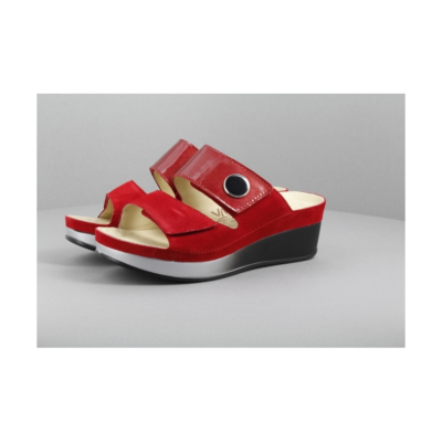 Lara G - Velour/Apache